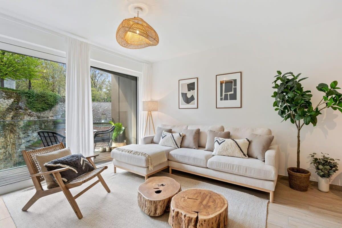 Modern 1br Apt With Balcony Near City Center Appartement